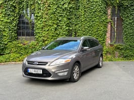 Ford Mondeo.JPG